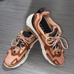 Nike Air Max 200 Bronze
